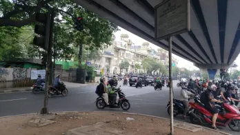 Turun Harga Dijual Cepat dibawah NJOP Tanah dan Bangunan di Jl.Daan Mogot K