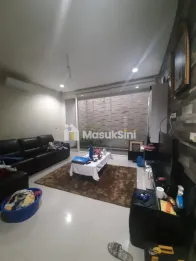 Turun Harga, Dijual Cepat Rumah di Green Lake City Cluster Amerika, West Co