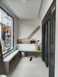 DIJUAL RUMAH BARU RENOVASI DIDEPOK