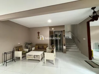 Dijual Rumah di Cluster Amalfi di Jl Raya Telaga Nirwana, Gading Serpong