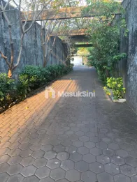 Dijual Rumah di Surabaya Barat
