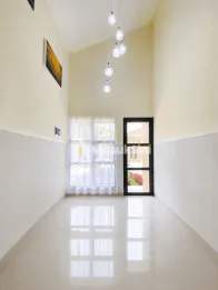 DIJUAL Rumah SIAP HUNI Bebas Banjir Pinggir Jalan Raya di Bekasi
