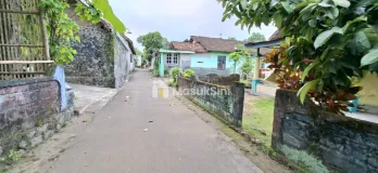 Dijual Tanah + bangunan 1 juta/meter dekat jalan raya manisrenggo klaten