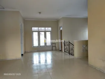 jual cepat rumah luas dekat SUHAT, UB, POLINEMA, ASIA cocok bangun kos.