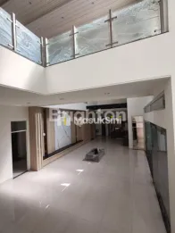 RUMAH MEWAH STRATEGIS  ISTANA DIENG PUSAT KOTA MALANG