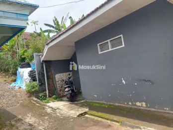 Rumah & Pekarangan tanah Daerah Dau Kabupaten Malang Lokasi Strategis
