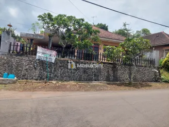 Rumah & Pekarangan tanah Daerah Dau Kabupaten Malang Lokasi Strategis