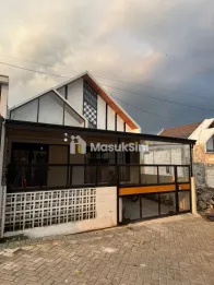 RUMAH SIAP HUNI DI DE DAUN TASIKMADU MALANG