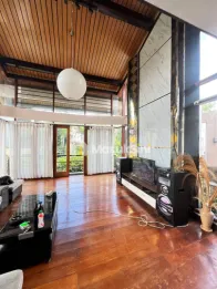 VILLA KLASIK FULL FURNISHED DENGAN PRIVATE POOL AREA KOTA BATU