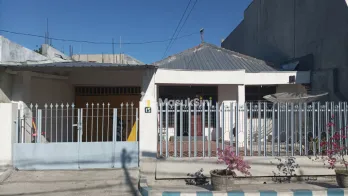 Dijual Rumah 1 Lantai Halaman + Carport + Garasi Luas di Tenggilis Utara 2