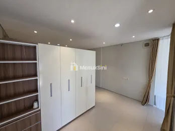 Dijual Rumah Siap Huni di Perumahan CitraLand the GreenLake Surabaya