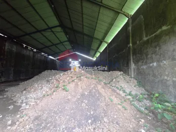 Gudang Dekat Jalan Raya Akses Truk Besar Cocok Segala Usaha