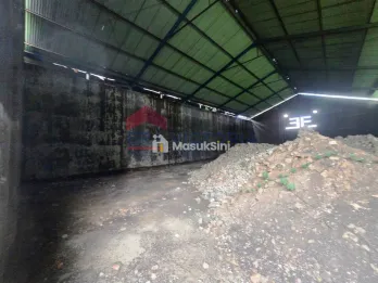 Gudang Dekat Jalan Raya Akses Truk Besar Cocok Segala Usaha