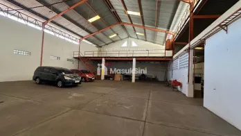 Gudang & Kantor Strategis Poros Provinsi Malang