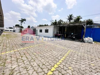 Gudang Sewa Lokasi Strategis Akses Kendaraan besar