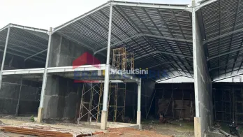 Kompleks Pergudangan Modern di Kediri