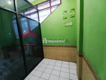 Ruko Sewa Strategis Pinggir Jalan Raya Lawang