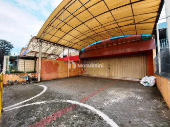Ruko Siap Pakai di Blimbing Malang, Pinggir Jalan Raya & Parkir Luas