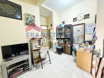 Rumah 2 Lantai Dekat Pasar Blimbing & Hwa Ind