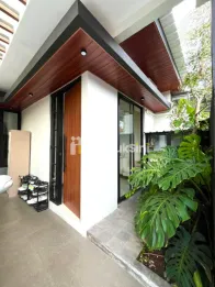 Rumah 3KT full Granit Jl S Parman dekat Kantor Perhutani Jember