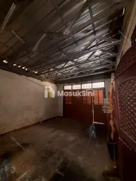 Rumah 4KT belakang SMAN 4 Jember
