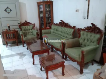 Rumah Area Blimbing Posisi Hook Dekat Kuliner Sulfat