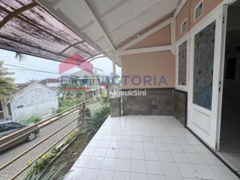 Rumah Hook Dalam Perumahan Dekat Malang Skyland