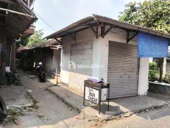 Rumah + Kios