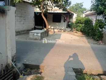 Rumah + Kios