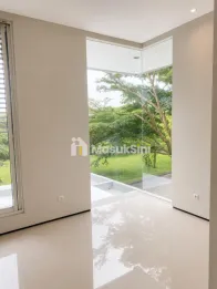 Rumah Modern di Ixora Valley Araya Malang