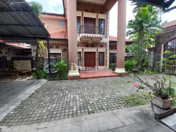 Rumah tinggal dan ruang usaha Sorowajan Yogyakarta