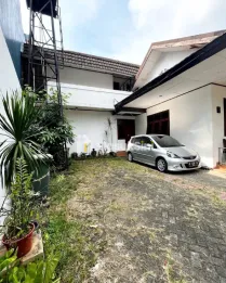 Dijual Rumah Tebet Barat Lokasi Strategis Nyaman Tenang Jalan 2 Mobil