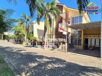 Dijual Rumah Cantik 2 Lantai di Perum Gardenia Estate Banyuwangi