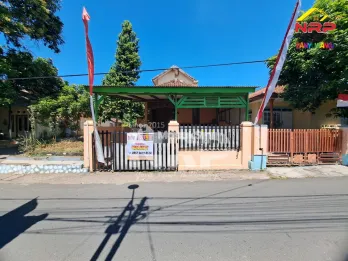 Dijual Rumah Klasik Murah 2 Lantai di Panderejo- Banyuwangi