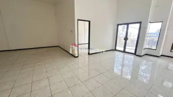 Disewakan Ruko 2 Lantai di Jalan Blimbing Malang