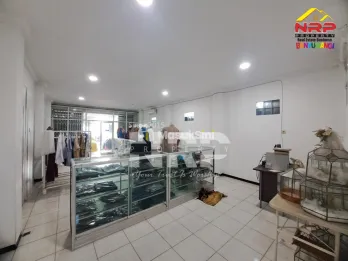 Disewakan Ruko 2 Lantai di tepi jalan raya Klatak Banyuwangi dekat ketapang