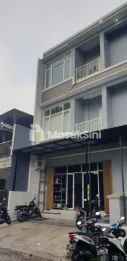 Ruko 3 lantai di Kutisari dekat kawasan Sier Rungkut Surabaya
