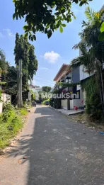 Ruko 3 lantai di Kutisari dekat kawasan Sier Rungkut Surabaya