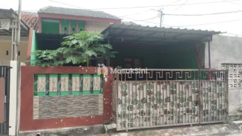 Rumah 1 1/2 lantai siap huni di Bekasi kota