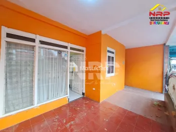 Rumah Dijual 2 Lantai di Kebalenan Banyuwangi