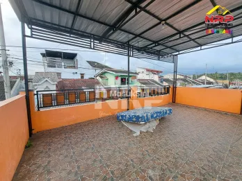 Rumah Dijual 2 Lantai di Kebalenan Banyuwangi