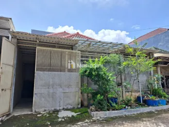 Rumah LT 180 di poros depan Perumahan Patrang Jember