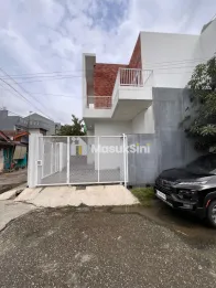 Rumah murah 2 lantai bangunan bata merah