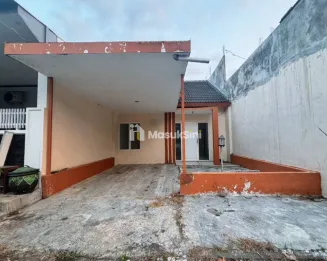 Rumah Siap Huni 2KT di cluster Menteng Puri Bunga Nirwana Jember