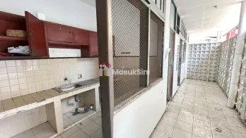Sewa Rumah Tidar Malang Pinggir Jalan Utama – Lokasi Strategis
