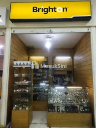 Stand di Matos - Mall Paling Ramai di Kota Malang
