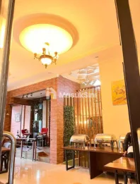 Di Jual Cepat Rumah 2 Lantai Plus Usaha Cafe & Resto