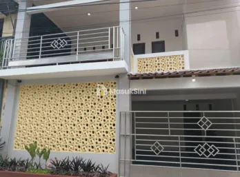 Dijual Rumah 2 Lantai Sukun Malang