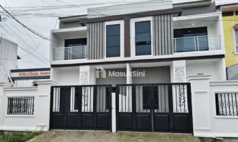 Dijual rumah baru 2 lantai di daerah setia budi medan dekat ke ringroad