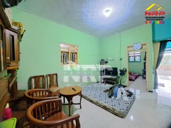 DIJUAL RUMAH DENGAN HALAMAN LUAS & VIEW SAWAH DI GENDOH BANYUWANGI